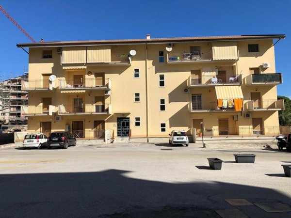 appartamento in vendita a Monreale in zona Fontana Lupo/Ponte Parco
