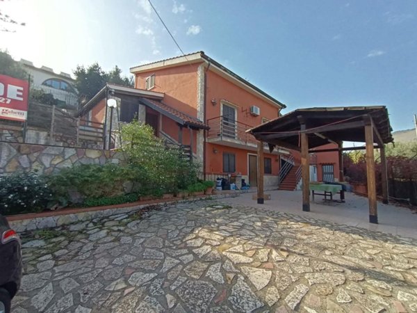casa indipendente in vendita a Monreale