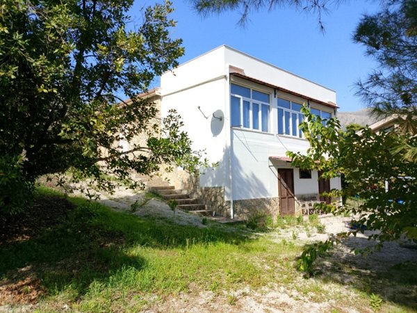 casa indipendente in vendita a Monreale