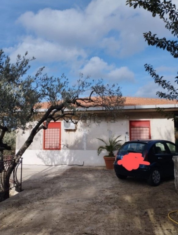 casa indipendente in vendita a Monreale in zona Monte Caputo