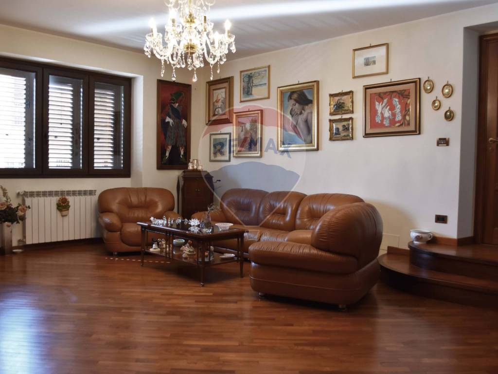appartamento in vendita a Monreale in zona Pioppo