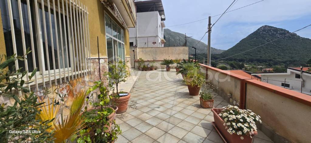 casa indipendente in vendita a Monreale in zona San Martino delle Scale