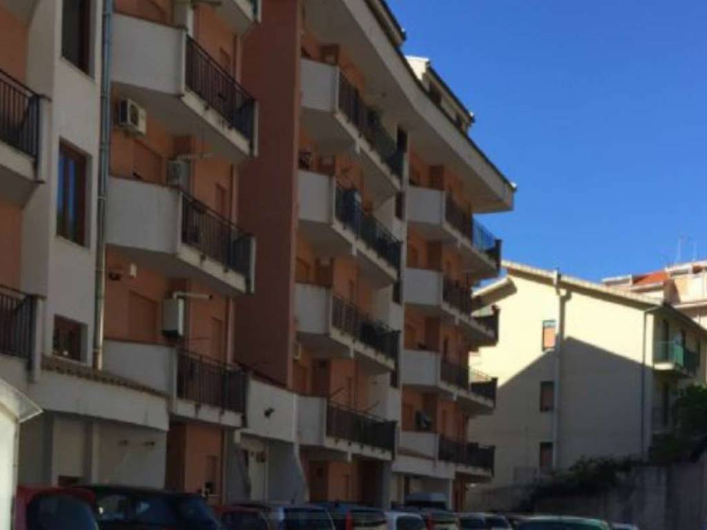 appartamento in vendita a Monreale in zona Pioppo