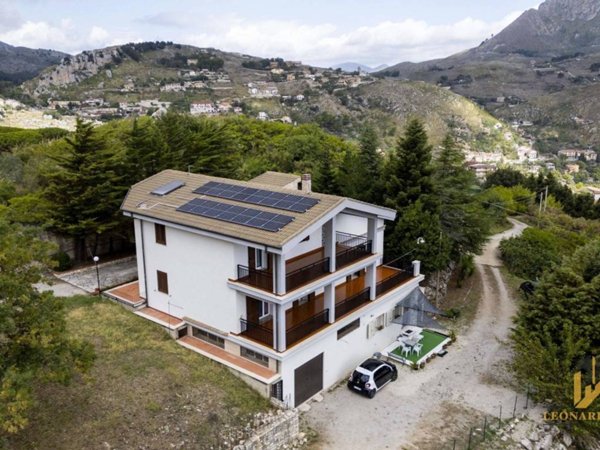 casa indipendente in vendita a Monreale in zona Giacalone