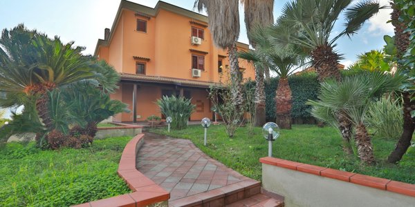 casa indipendente in vendita a Monreale