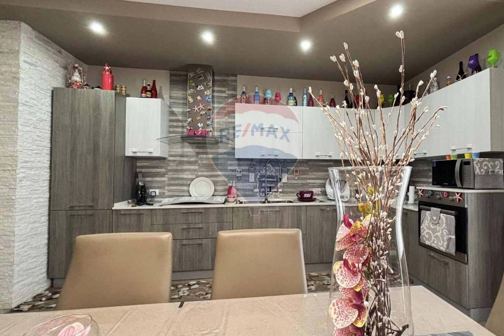 appartamento in vendita a Monreale in zona Pioppo