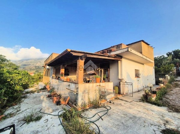 casa indipendente in vendita a Monreale