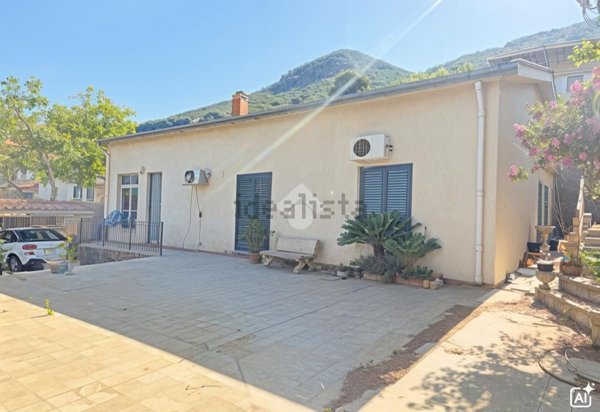 casa indipendente in vendita a Monreale