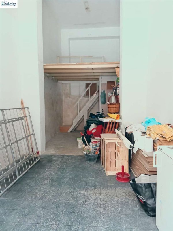 locale di sgombero in vendita a Monreale