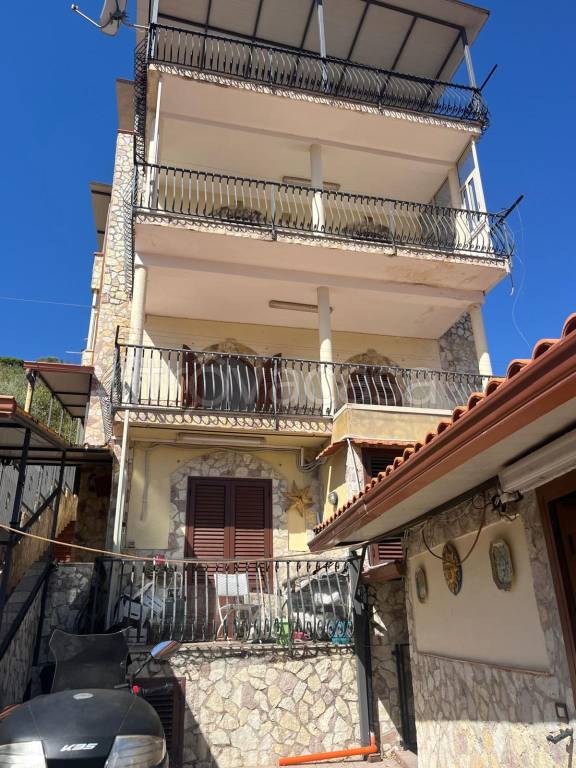 appartamento in vendita a Monreale in zona San Martino delle Scale