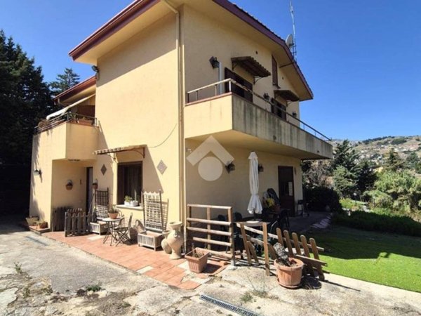 casa indipendente in vendita a Monreale