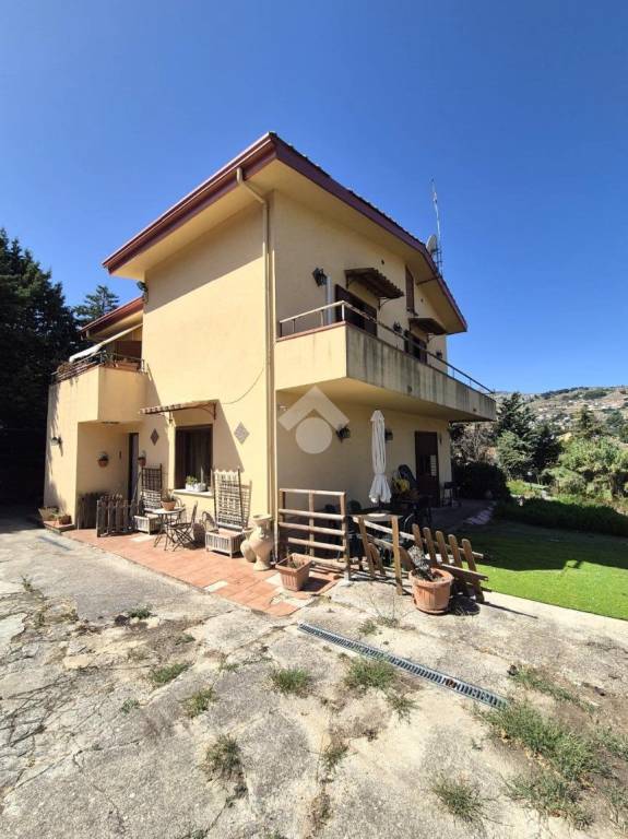 casa indipendente in vendita a Monreale