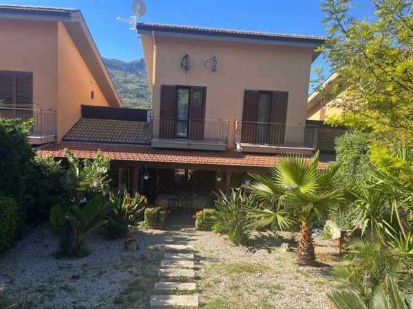 casa indipendente in vendita a Monreale