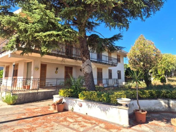 casa indipendente in vendita a Monreale in zona Fontana Lupo/Ponte Parco
