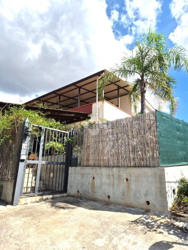 casa indipendente in vendita a Monreale