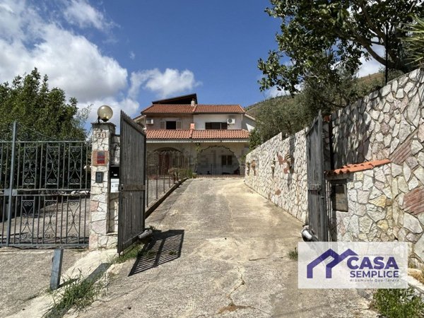 casa indipendente in vendita a Monreale