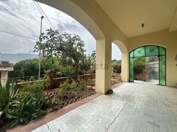 appartamento in vendita a Monreale in zona Santa Rosalia