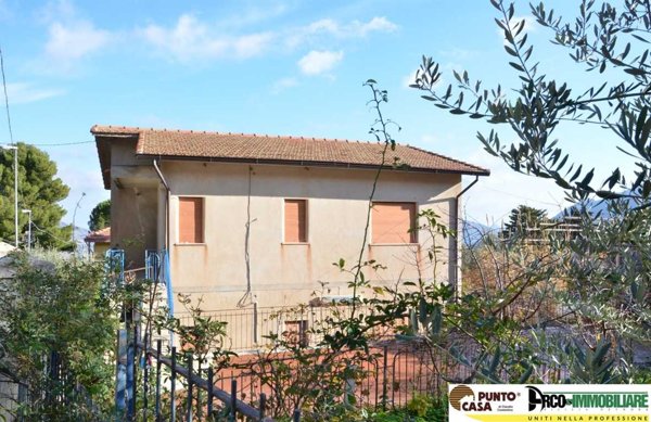 casa indipendente in vendita a Monreale in zona Giacalone