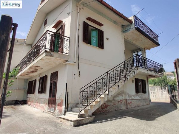 casa indipendente in vendita a Monreale in zona Giacalone