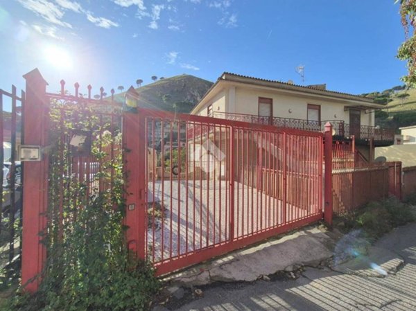 appartamento in vendita a Monreale in zona Giacalone