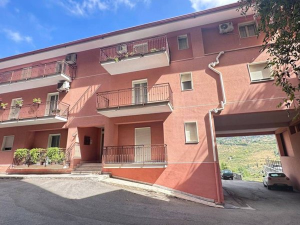 appartamento in vendita a Monreale in zona Pioppo