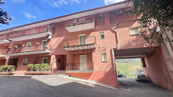 appartamento in vendita a Monreale in zona Pioppo