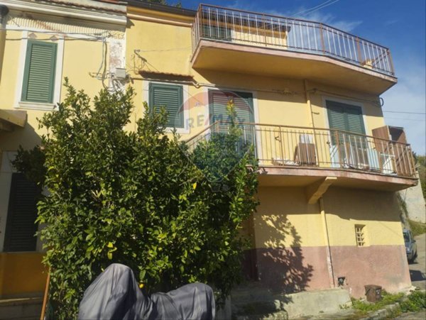 appartamento in vendita a Monreale in zona San Martino delle Scale