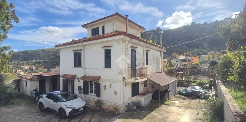 casa indipendente in vendita a Monreale
