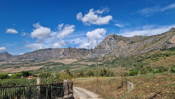 casa indipendente in vendita a Monreale