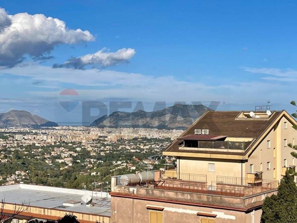 appartamento in vendita a Monreale in zona Villa Ciambra