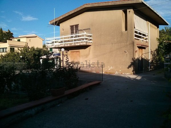 casa indipendente in vendita a Monreale