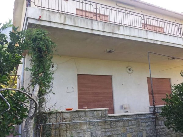 casa indipendente in vendita a Monreale in zona Giacalone