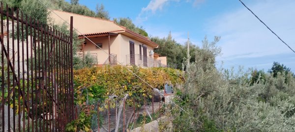 casa indipendente in vendita a Monreale
