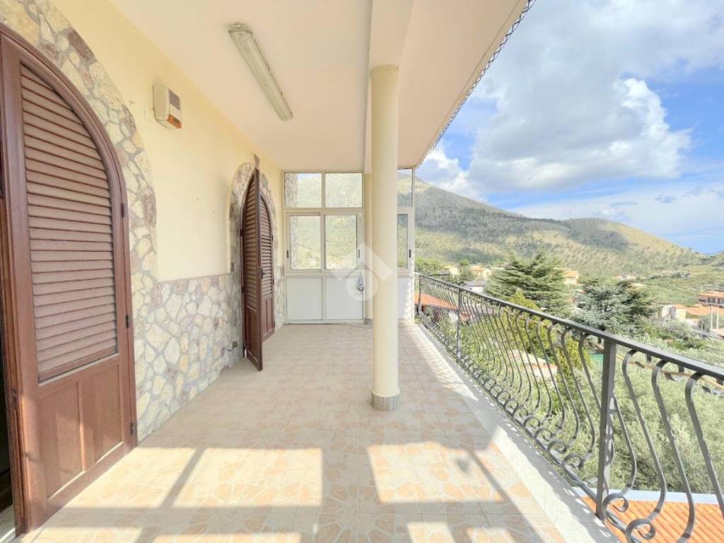 appartamento in vendita a Monreale in zona Piano dei Geli