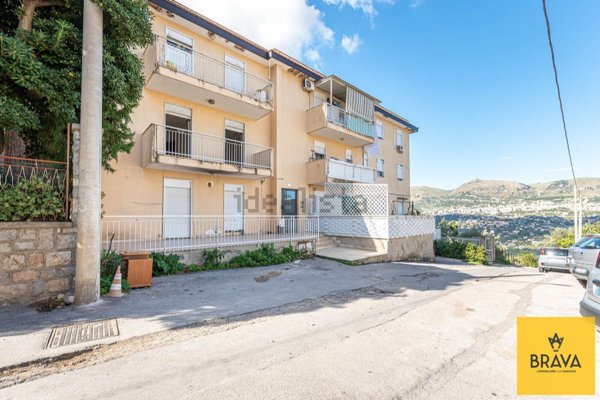 appartamento in vendita a Monreale in zona Villa Ciambra