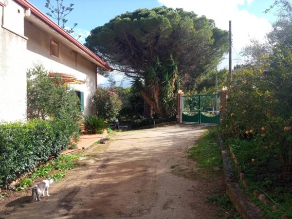 casa indipendente in vendita a Monreale