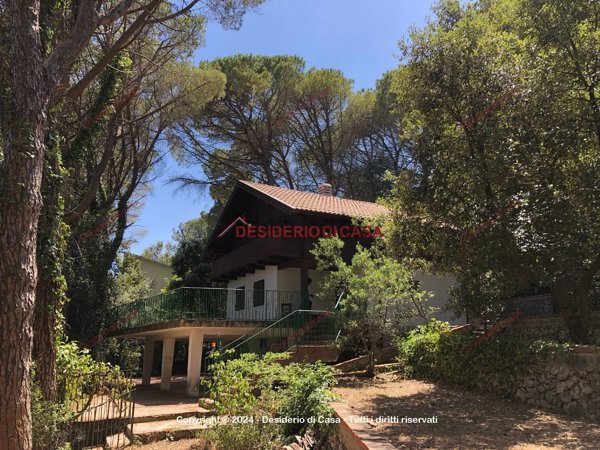 casa indipendente in vendita a Monreale in zona San Martino delle Scale