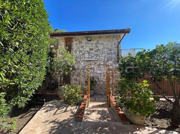 casa indipendente in vendita a Monreale