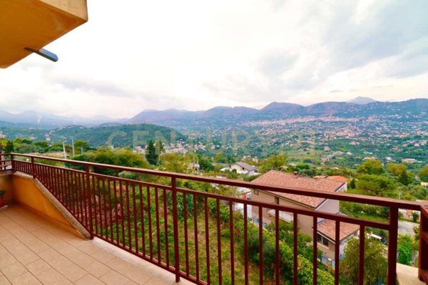 quadrivano in vendita a Monreale in zona Villa Ciambra