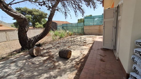 casa indipendente in vendita a Monreale in zona Giacalone