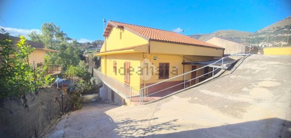 casa indipendente in vendita a Monreale