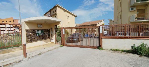 appartamento in vendita a Monreale in zona Fontana Lupo/Ponte Parco