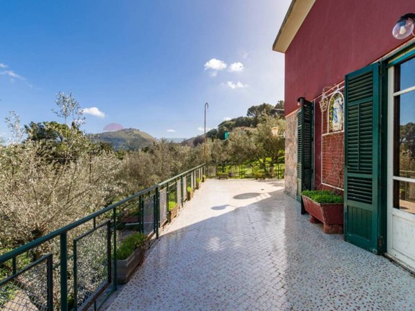 casa indipendente in vendita a Monreale in zona San Martino delle Scale