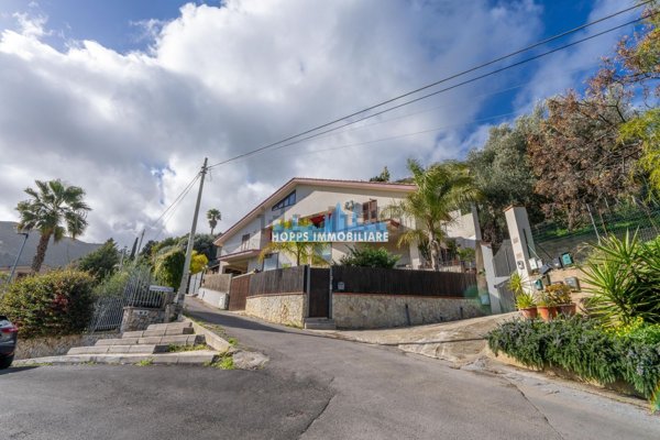 casa indipendente in vendita a Monreale