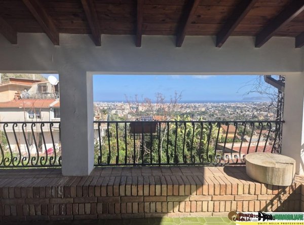 casa indipendente in vendita a Monreale in zona Tagliavia