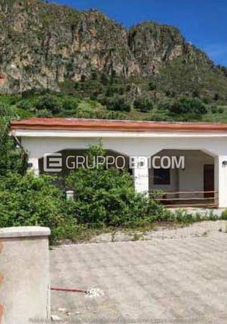 locale commerciale in vendita a Monreale