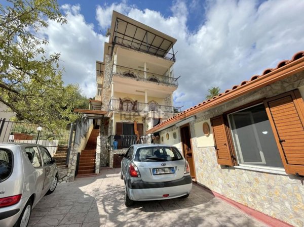 appartamento in vendita a Monreale in zona San Martino delle Scale