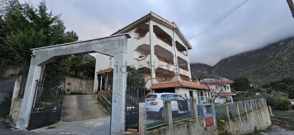 appartamento in vendita a Monreale in zona San Martino delle Scale