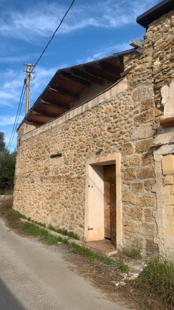 negozio in vendita a Monreale in zona Aquino