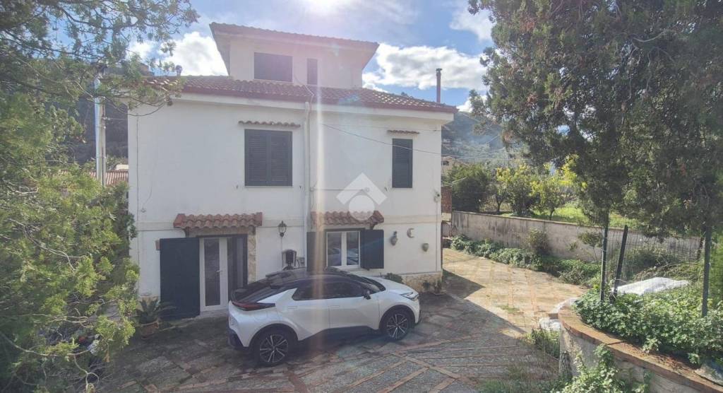 casa indipendente in vendita a Monreale